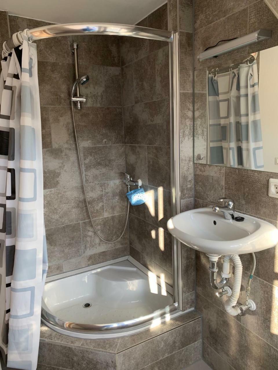 Belle Vue Apartrooms Фюрт Экстерьер фото